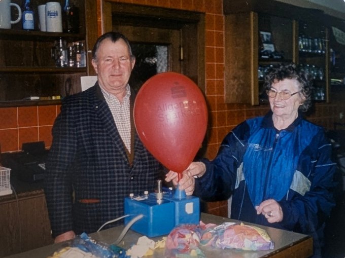 Luftballons aufblasen